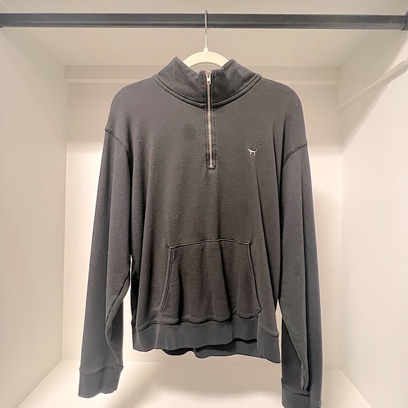 PINK Turtleneck Sweatshirt Black Leopard Print Logo Design - Size Medium - Picture 2 of 3